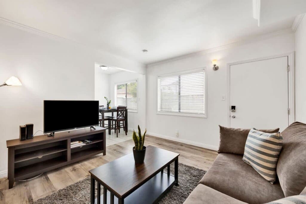 0ebe21a6 9508 47 3dfTU