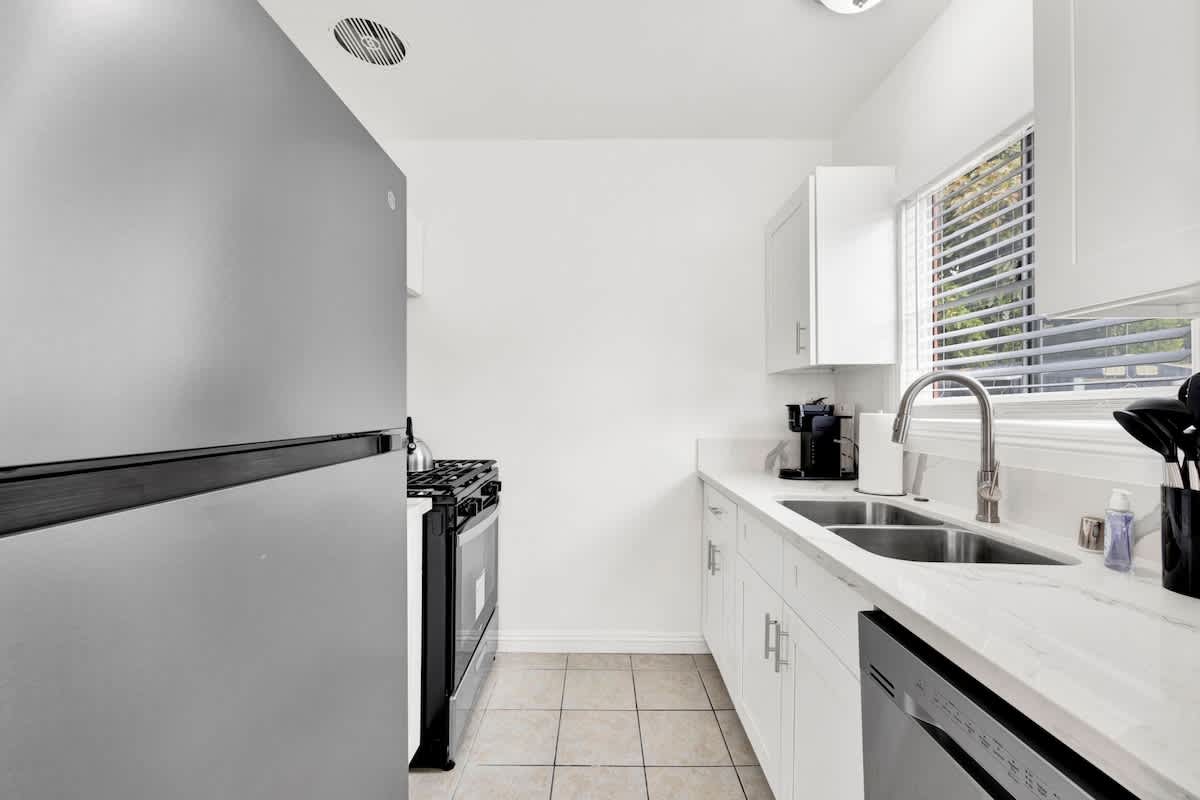 7001e233 3d80 4a gU7mK