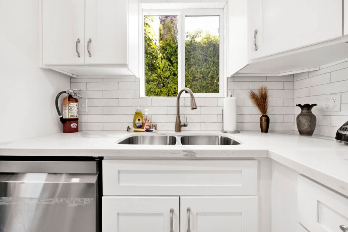 12886351 d8a2 4a f5nVN