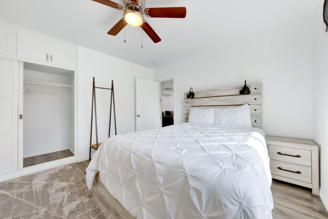 32e7f200 5ea0 4f 2RKR4