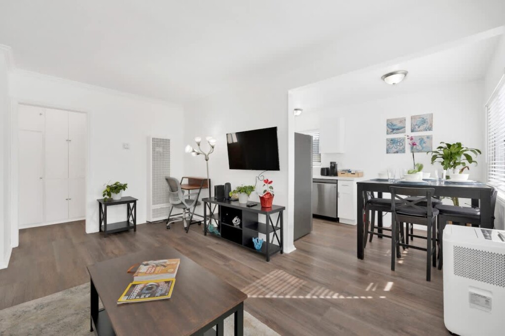 417a3ba2 dd4e 45 UPBx5