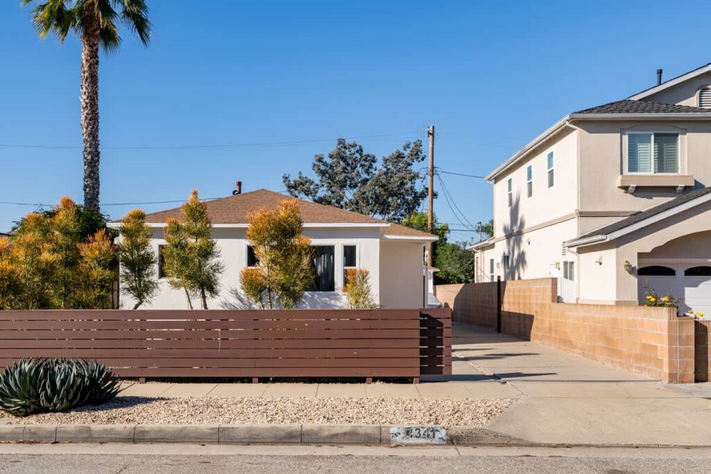 7e870d2a 8bcb 41 NhF0l