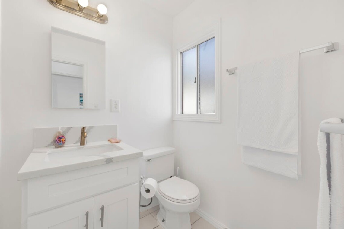 c8a98814 63e9 49 TVegF