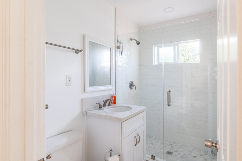 d21ec33d aeb3 4f 87iBN