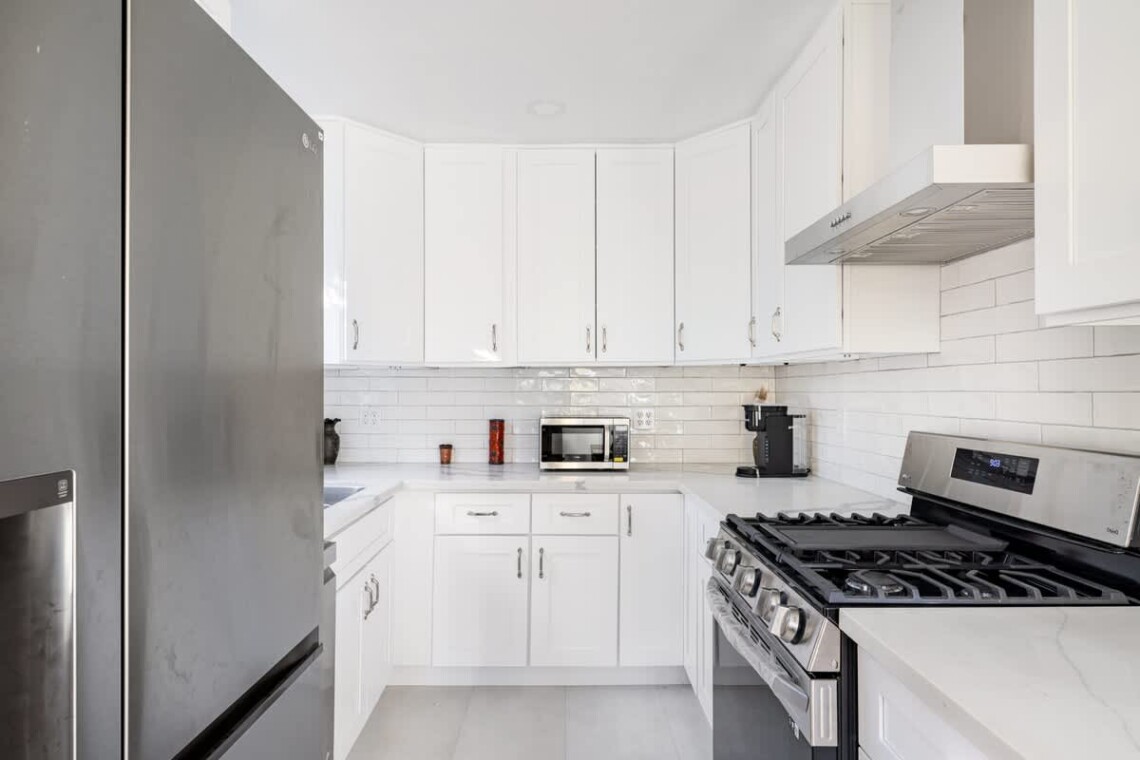 e9575bcf e7f0 43 QXGjl