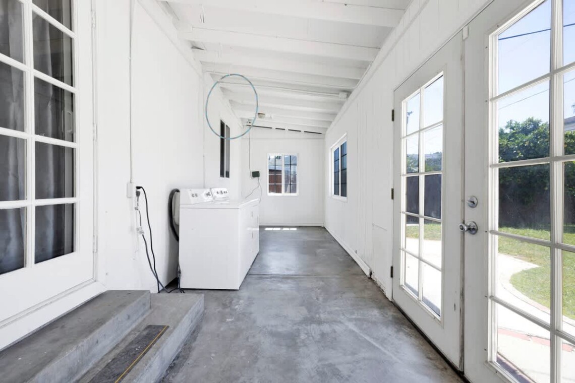 edd4094f d9a7 4f Dl77v