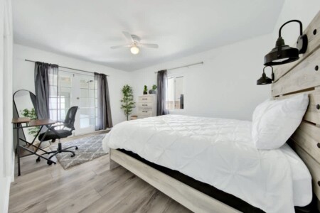 f435d2d3 7887 4a eWfzV