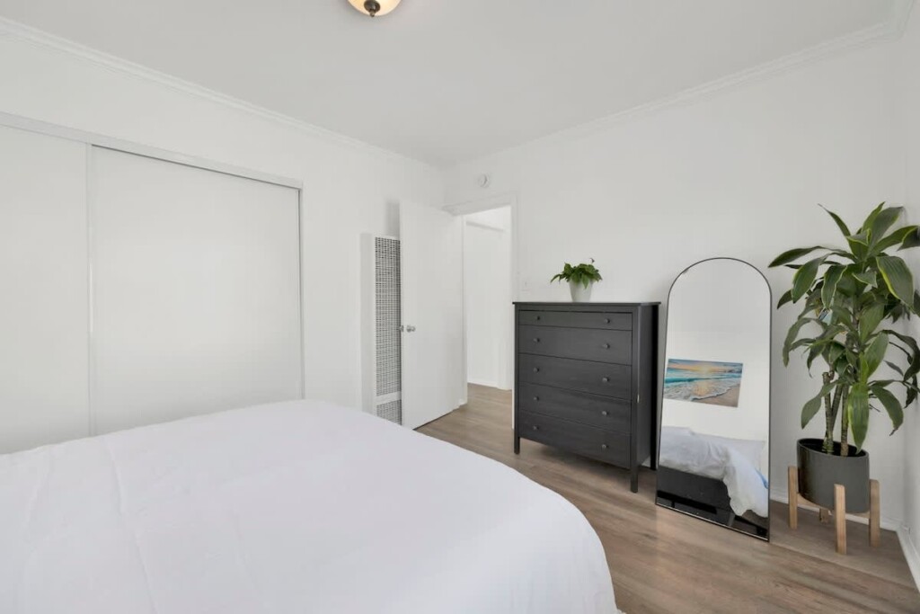 ff169d01 3865 4c lO9WO